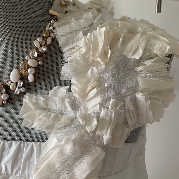 🔥🥰🔥🥰 Brunello Cucinelli one shoulder ivory gown size M - Picture 6 of 16